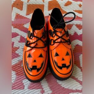 Strangecult Kyrpt Jack-O-Lantern Creepers, women’s size 10